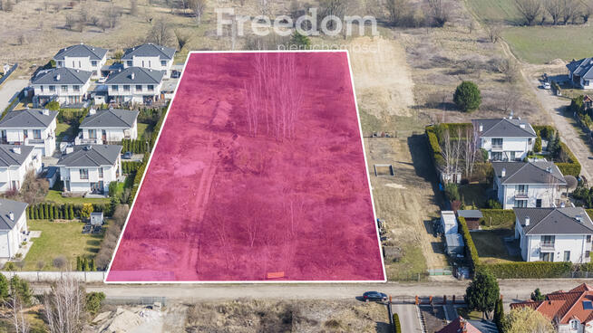 Działka 9258 m2 w Kiełpinie