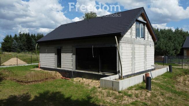 Uroczy dom pod lasem dla dużej rodziny