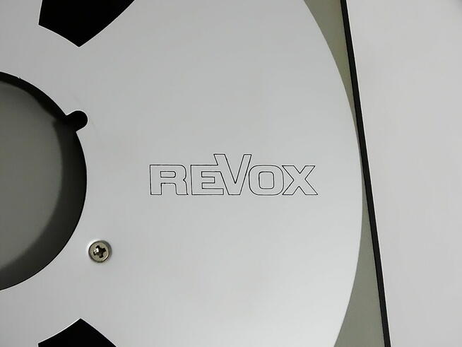 Szpula aluminiowa REVOX 26,5 cm (10,5 cala) z oryginalnym pu