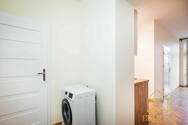 Kraków - Stare Miasto - Batorego, 2 - pok, bez czynszu adm.