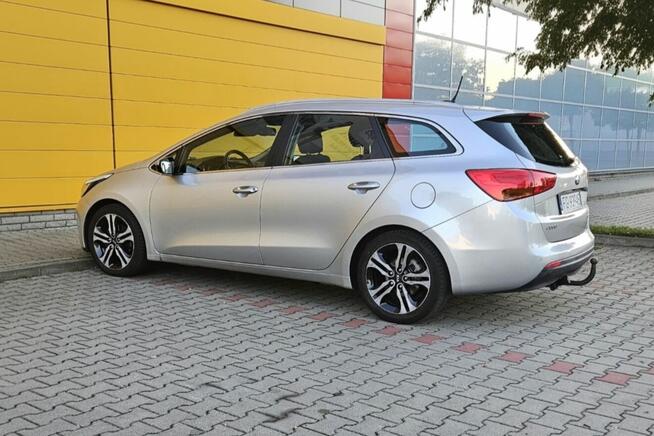 Kia Ceed SW 1.6 gdi (benzyna) 2014r - dobrze wyposażona