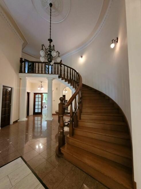 Piękna rezydencja. Warszawa - Anin.