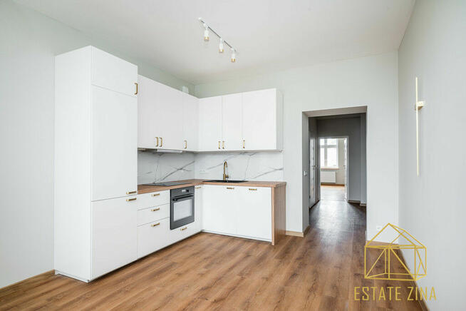 Kraków - Stare Miasto - ul. Batorego, 2-pok po remoncie!