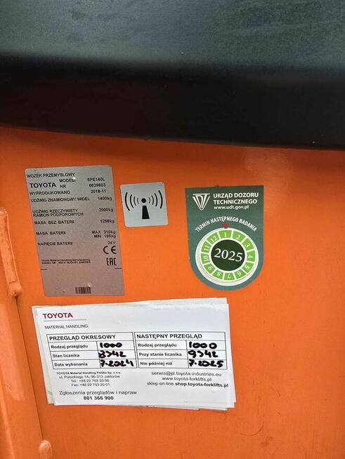 TOYOTA SPE140L Polski salon Toyota