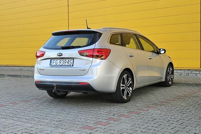 Kia Ceed SW 1.6 gdi (benzyna) 2014r - dobrze wyposażona