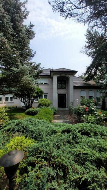 Piękna rezydencja. Warszawa - Anin.