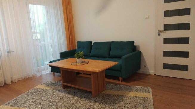 Duży pokój dla studenta z klimatyzacją