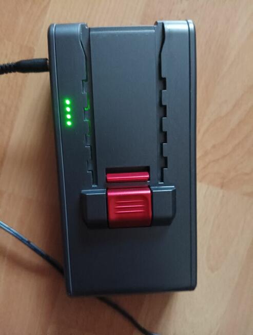 ODKURZACZ RĘCZNY BEZPRZEWODOWY Silwercrest