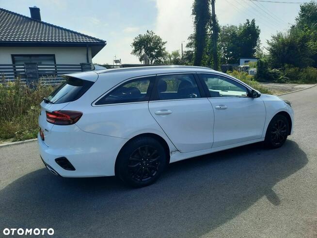 Kia Ceed 1.6 GDI PHEV L Business Line DCT
