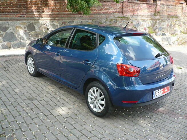 Seat Ibiza. Piękny Kolor, Niski Przebieg. środek jak Nowy.