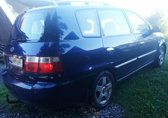 Kia Carens 2.0 crdi zadbany .mały przebieg.