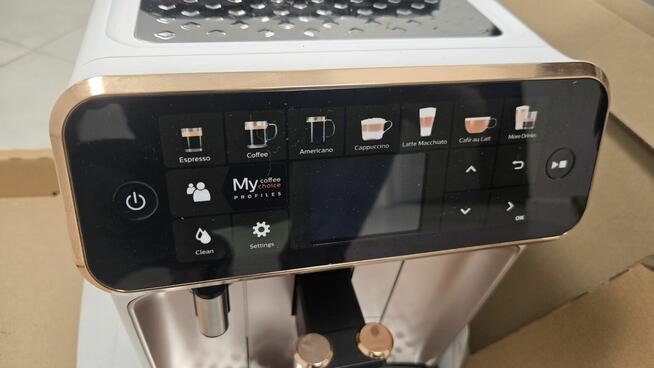Ekspres PHILIPS LatteGo 5400 serie