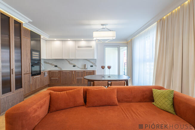 NOWE ul. Żupnicza- 87m2 + 27m2(2 balkony i taras)