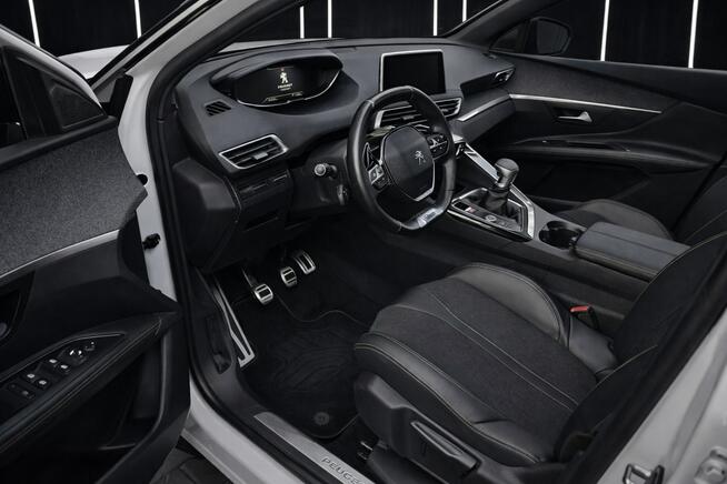 Peugeot 3008 1.5 manual*GT-line*kamery cofania*nawigacja*czarny sufit*panorama dach