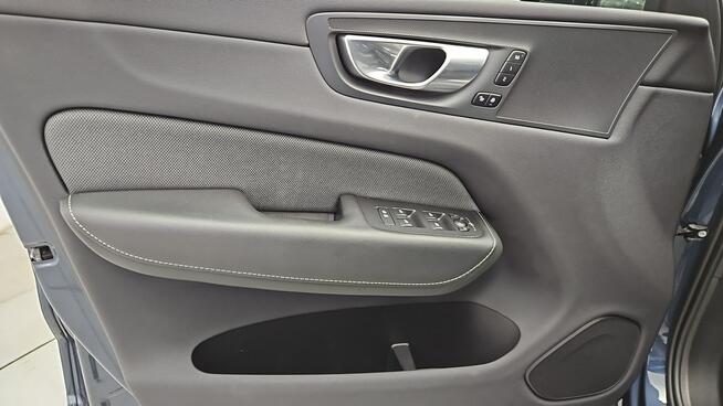 Volvo XC 60 B4 B Plus Dark aut ! Z Polskiego Salonu ! Faktura VAT !