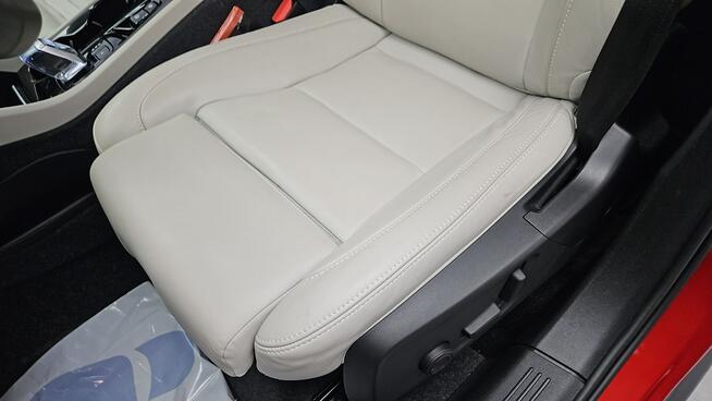 Volvo XC 40 B3 Plus Dark aut ! Z Polskiego Salonu ! Faktura VAT !