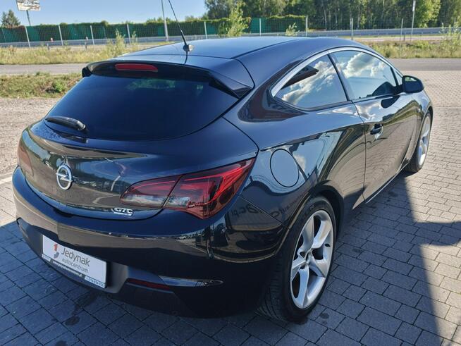 Opel Astra GTC