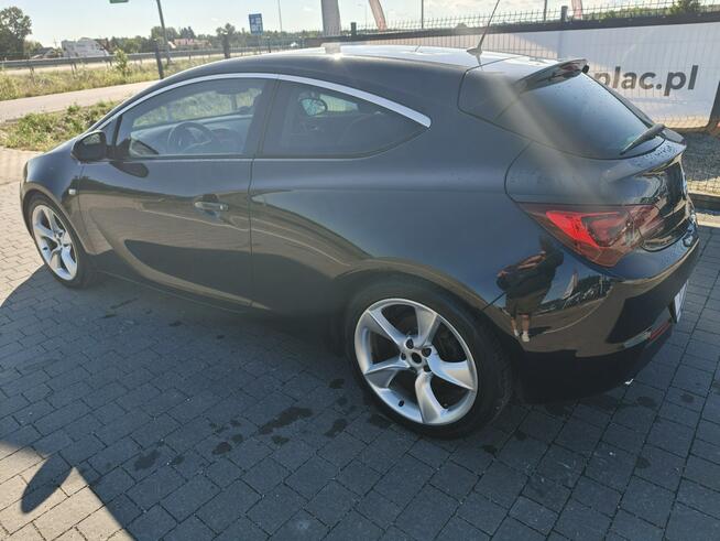 Opel Astra GTC