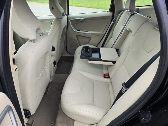 Volvo XC 60 2,4D5 Serwis.AWD(4x4)Navigacja.Ledy.Pół-Skóry.OKAZJA