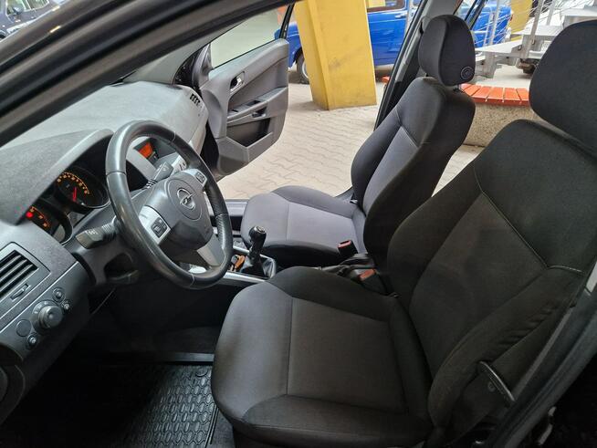 Opel Astra ROK 2011/12 !! Zobacz opis !! W podanej cenie ROCZNA GWARANCJA !!