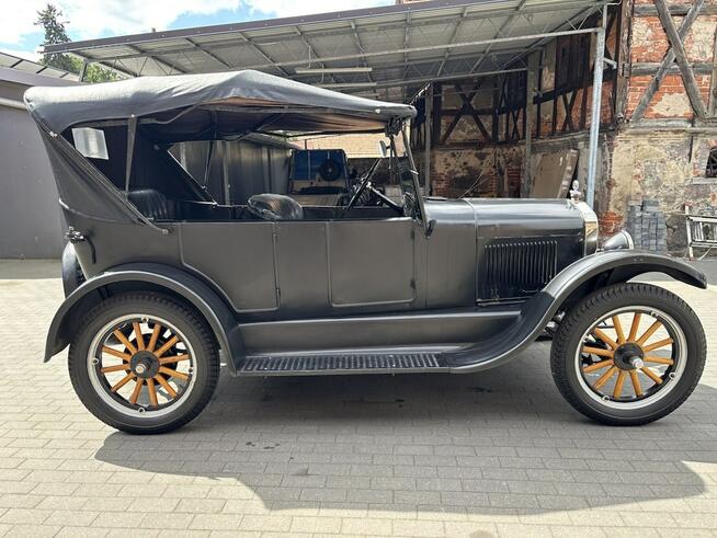 FORD MODEL T CONVERTIBLE 1926