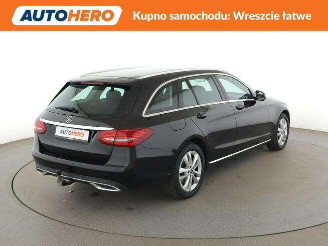 Mercedes C 180 C180 Automat Avantgarde LIFT Navi Tempomat GrzaneFotele Kamera FullLED