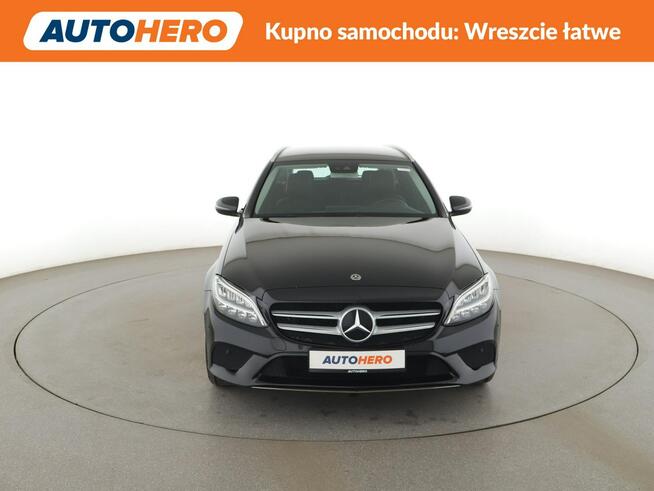 Mercedes C 180 C180 Automat Avantgarde LIFT Navi Tempomat GrzaneFotele Kamera FullLED