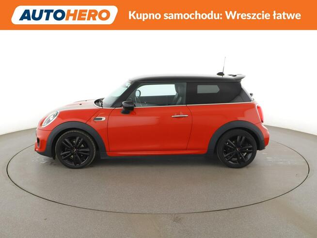 John Cooper Works Aerodynamic Kit full LED skóra navi klima auto