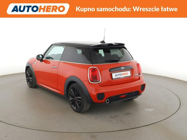 John Cooper Works Aerodynamic Kit full LED skóra navi klima auto