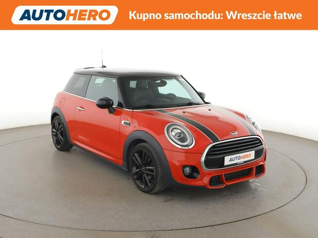 John Cooper Works Aerodynamic Kit full LED skóra navi klima auto