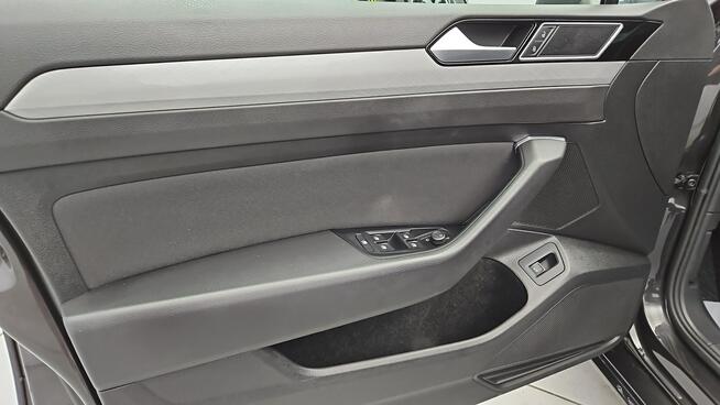 Volkswagen Passat Variant 1.5 TSI EVO Business DSG ! Z Polskiego Salonu ! Faktura VAT !
