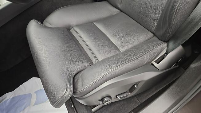Volvo XC 60 B5 B AWD Plus Dark aut ! Z Polskiego Salonu ! Faktura VAT !