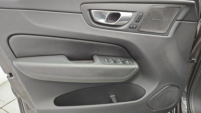 Volvo XC 60 B4 D Plus Dark aut ! Z Polskiego Salonu ! Faktura VAT !
