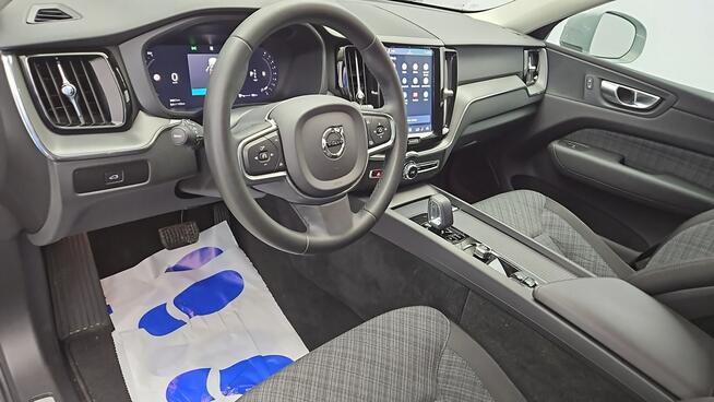 Volvo XC 60 2.0 Momentum Pro 2WD ! Z Polskiego Salonu ! Faktura VAT !
