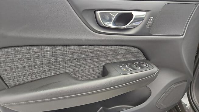Volvo V60 B3 B Core aut ! Z Polskiego Salonu ! Faktura Vat !