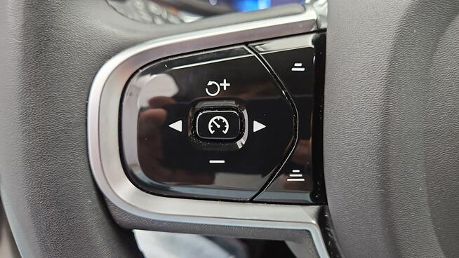 Volvo XC 60 B5 B AWD Plus Dark aut ! Z Polskiego Salonu ! Faktura VAT !