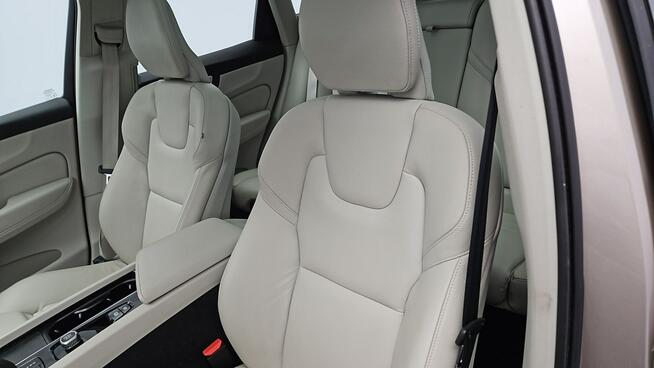 Volvo XC 60 B4 D AWD Plus Bright aut ! Z Polskiego Salonu ! Faktura VAT !