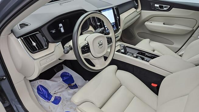 Volvo XC 60 B4 B Plus Dark aut ! Z Polskiego Salonu ! Faktura VAT !