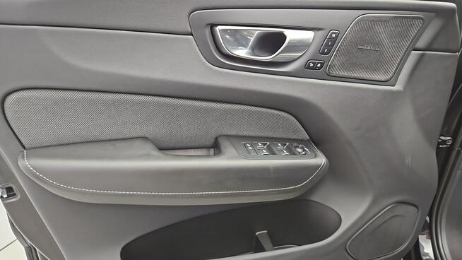 Volvo XC 60 B4 D AWD Plus Dark aut ! Z Polskiego Salonu ! Faktura VAT !