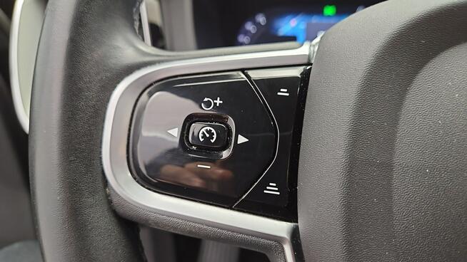 Volvo XC 60 B4 D AWD Plus Dark aut ! Z Polskiego Salonu ! Faktura VAT !