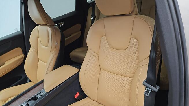 Volvo XC 60 B4 D AWD Plus Bright aut ! Z Polskiego Salonu ! Faktura VAT !