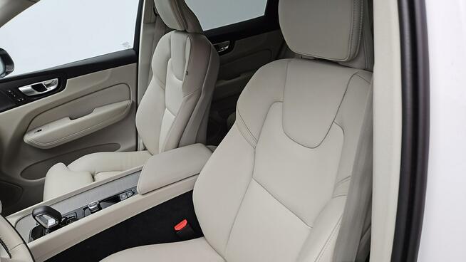 Volvo XC 60 B4 D AWD Plus Dark aut ! Z Polskiego Salonu ! Faktura VAT !