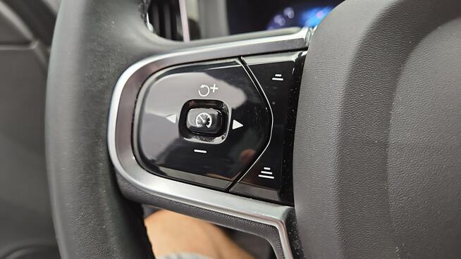 Volvo XC 60 B4 D AWD Plus Dark aut ! Z Polskiego Salonu ! Faktura VAT !