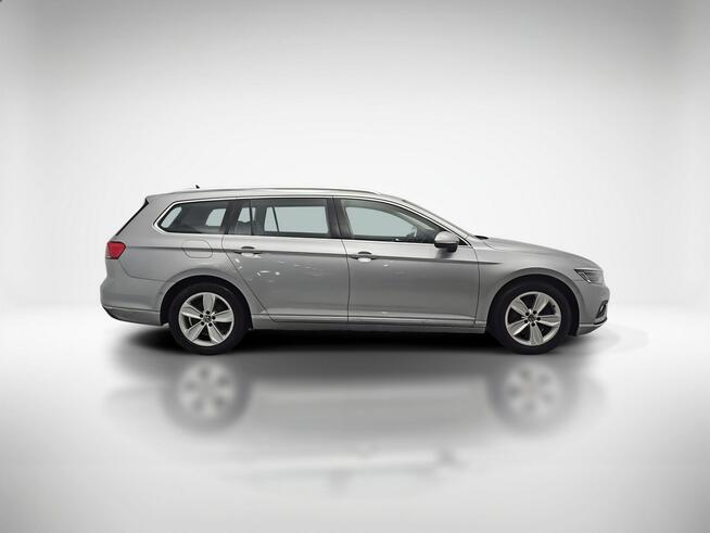 Volkswagen Passat Variant 2.0 TDI Elegance DSG ! Z Polskiego Salonu ! Faktura Vat !