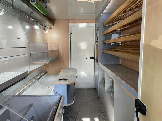 Renault Master Autosklep pieczywa Sklep bar Gastronomiczny Food Truck Foodtruck 2007