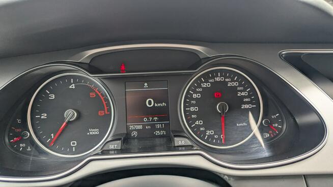 Audi A4 B8 FL 2.0 TDI 150KM 2015 • ACC • Bi-Xenon LED • Navi Plus