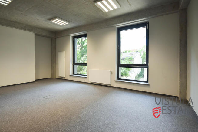 Lokal na pierwszym piętrze biurowca 310 m2