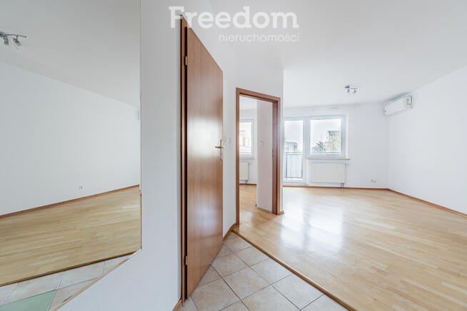 M2 przy pętli Nowodwory - garderoba - loggia