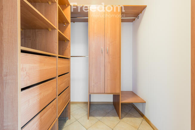 M2 przy pętli Nowodwory - garderoba - loggia