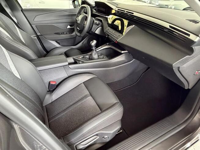 Peugeot 308 /6825 km/idealny stan/książki serwisowe/pierwszy właściciel